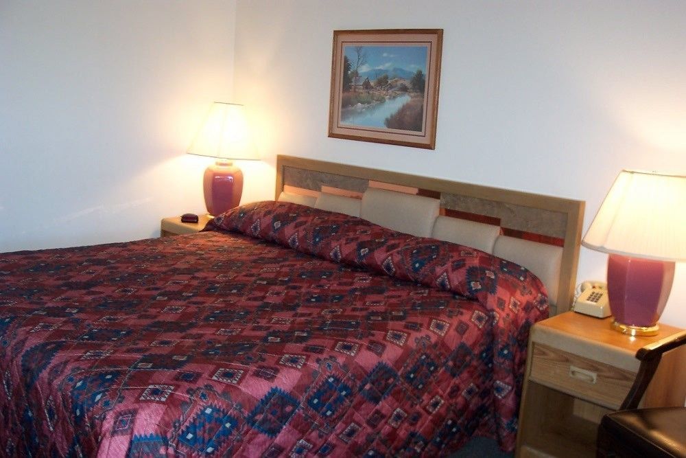 Royal Motor Inn Ла-Гранде Экстерьер фото