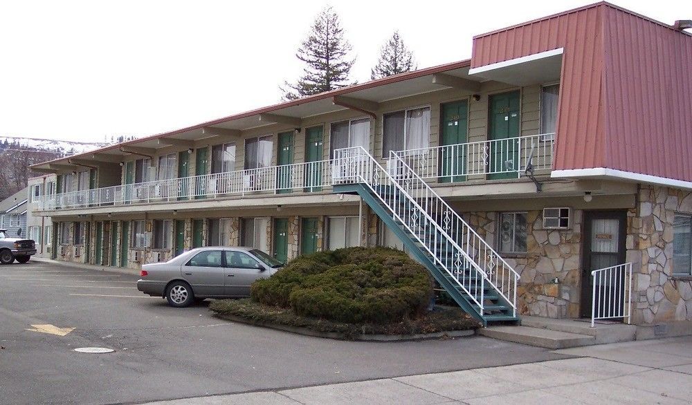 Royal Motor Inn Ла-Гранде Экстерьер фото